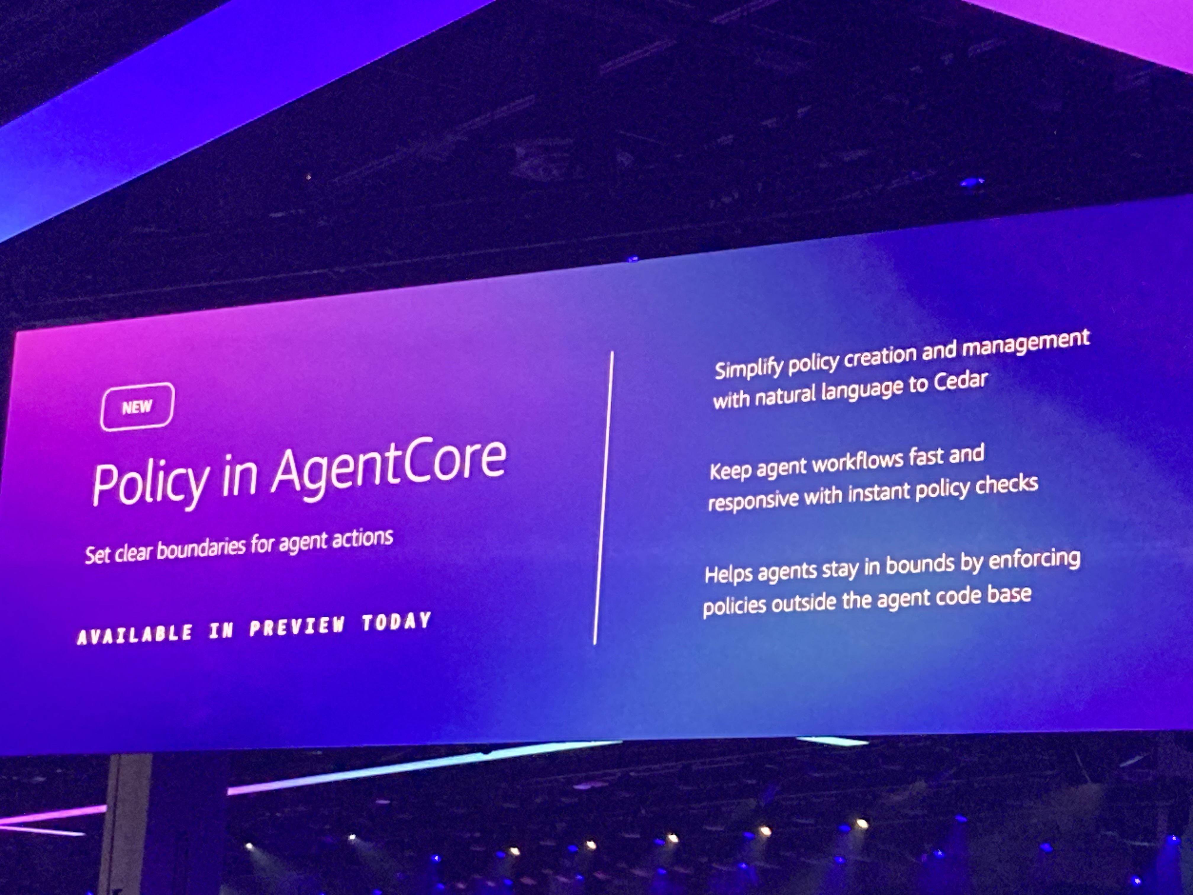 Policy in AgentCoreのスライド。自然言語でエージェントの境界線を設定。